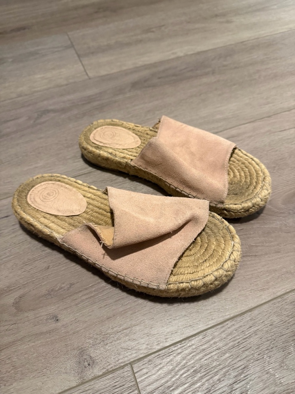 Urban Outfitters Blush Suede Espadrille Slide Sandals